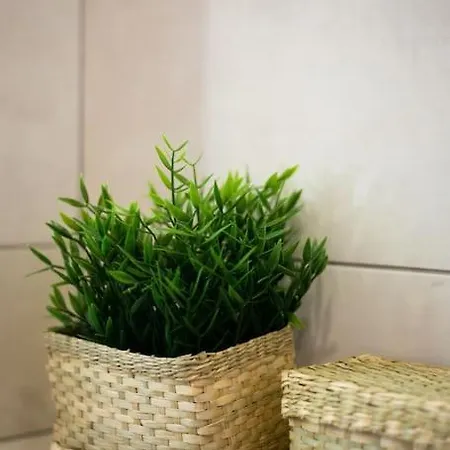 Family Tailor Made Flat In Areeiro דירה *