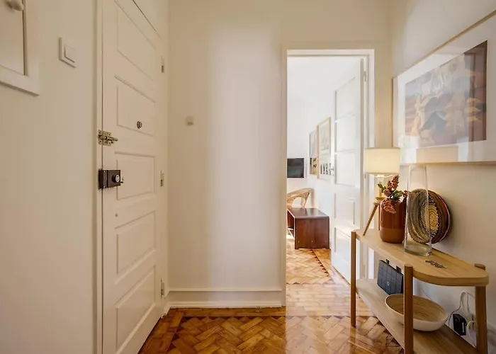 아파트 Family Tailor Made Flat In Areeiro *