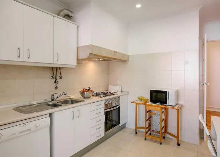 아파트 Family Tailor Made Flat In Areeiro